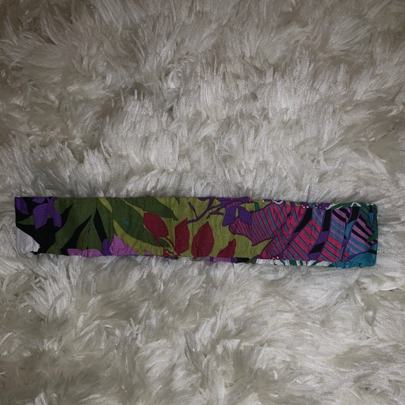 Wet Seal Belt - Picture 2 of 2